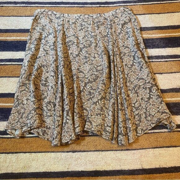 Vintage Ann Taylor Skirt Mini Flowy 90's Floral Size 12 Asymmetrical Cottagecore - Picture 1 of 5